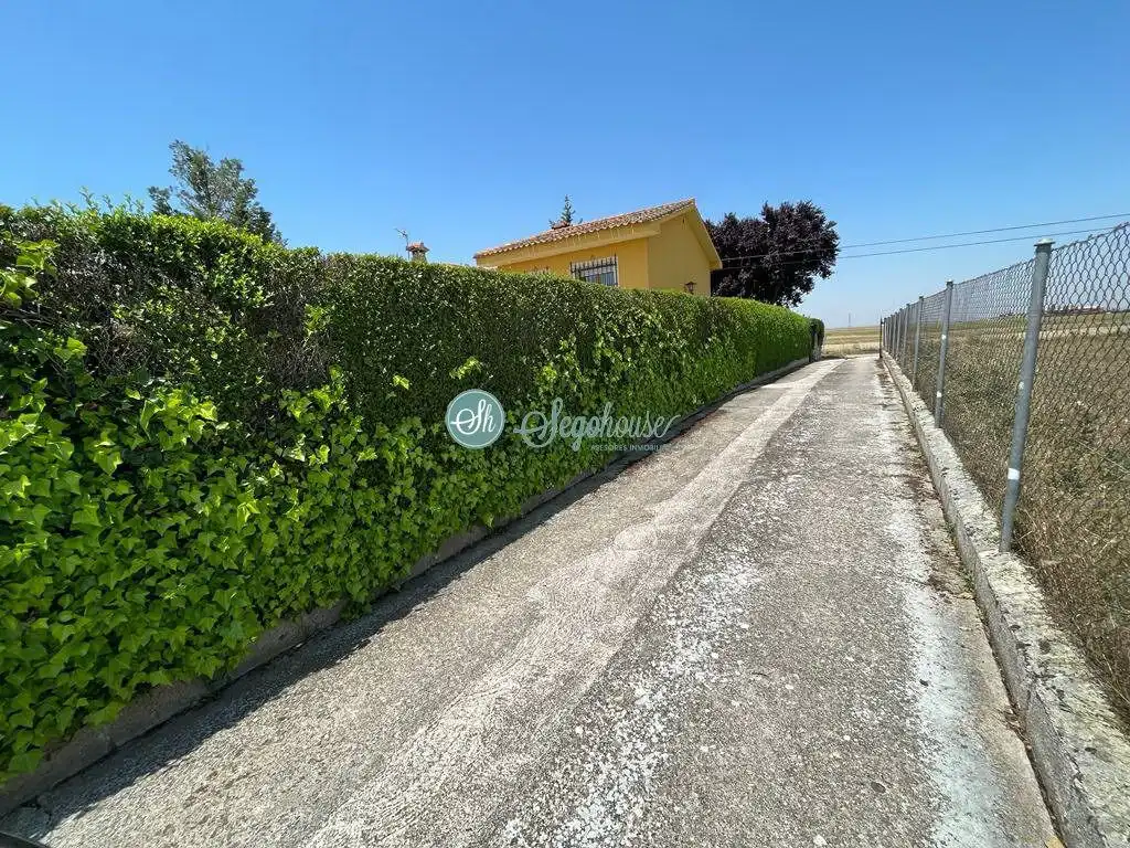 Casa o chalet en venta en Valverde del Majano con Calefacción, Terraza y Trastero