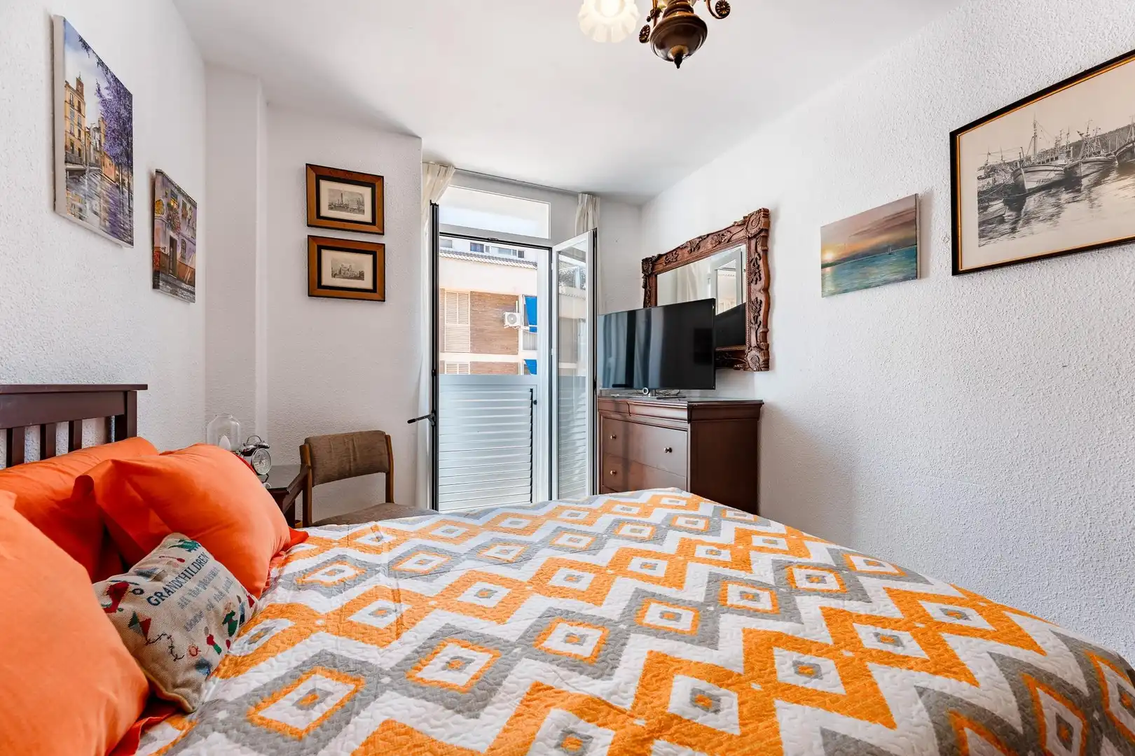 Bedroom of Flat for sale in Málaga  with Air Conditioner and Heating