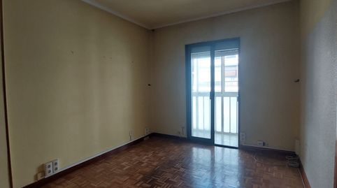 Foto 2 de Piso en venta en Calle Calzadas, Villa Pilar, Burgos Capital