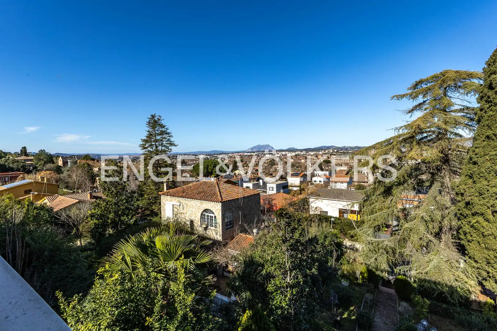 Exterior view of Houses for sale in Sant Cugat del Vallès  with Air Conditioner, Heating and Private garden