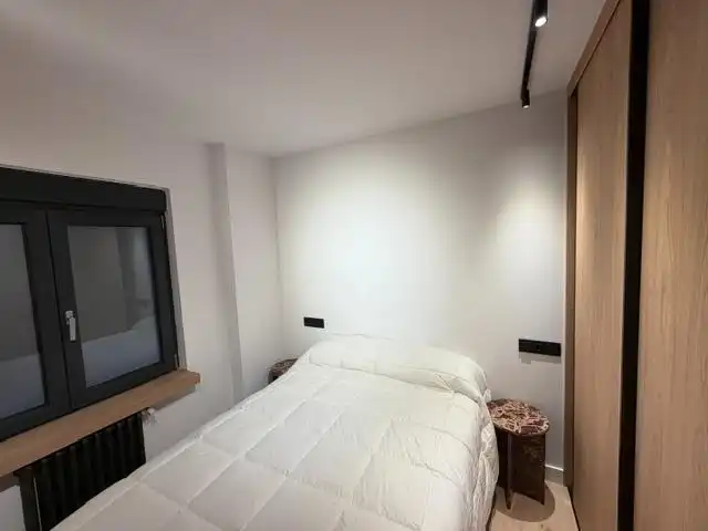 Schlafzimmer von Wohnungen zum Verkauf in León Capital  mit Parkett