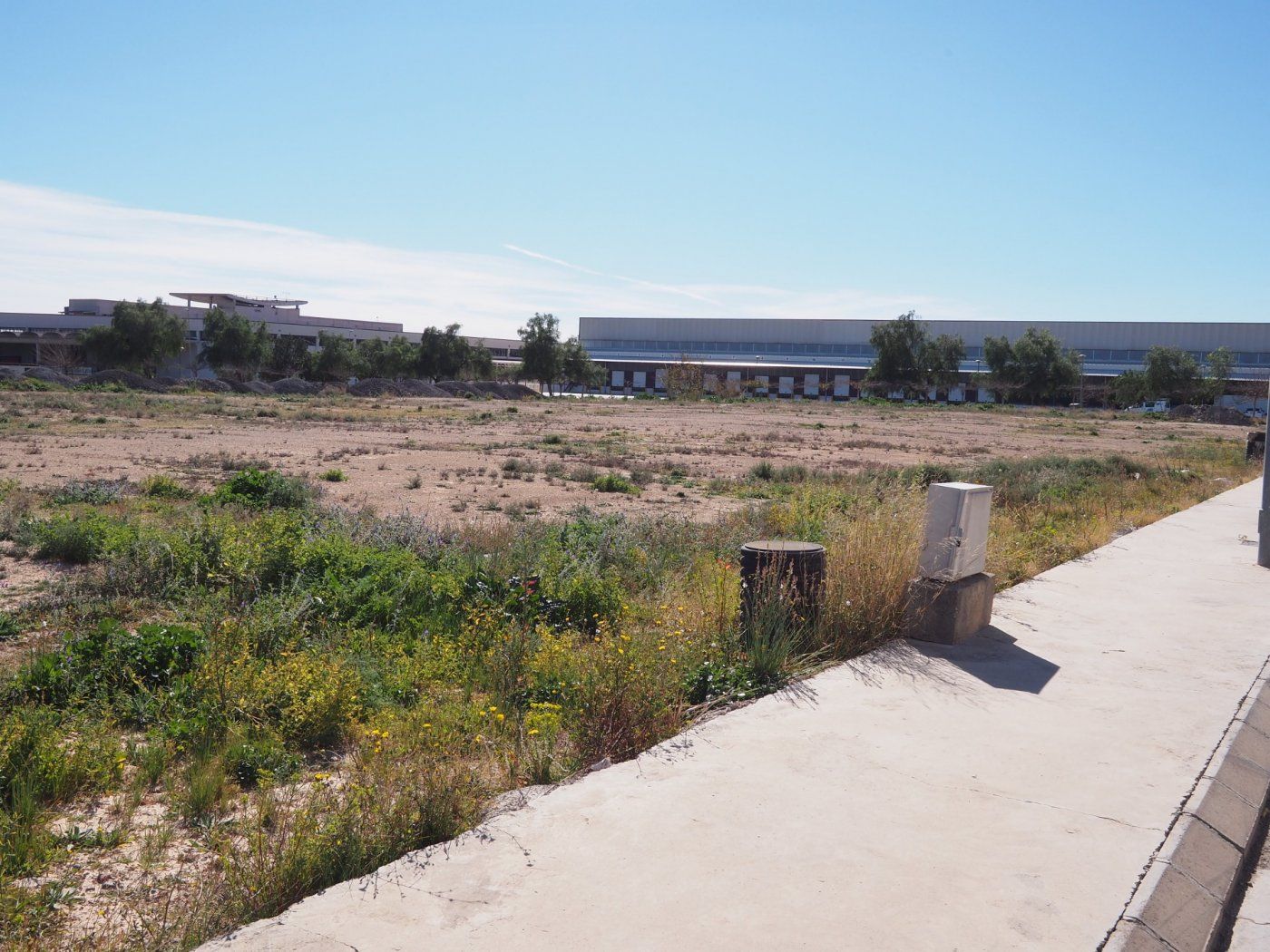 Industrial land for sale in Domeño
