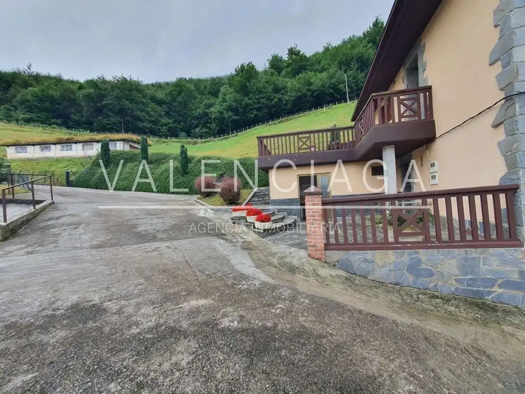 Casa o chalet en venta en Zaldibia con Calefacción, Terraza y Balcón