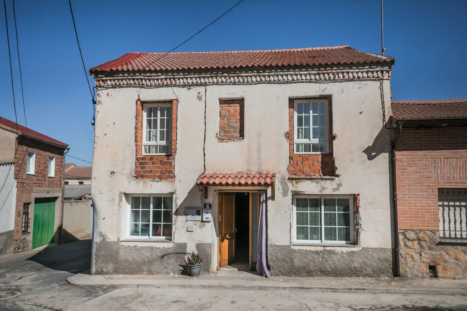 Vista exterior de Casa o xalet en venda en Blascosancho amb Calefacció, Jardí privat i Terrassa