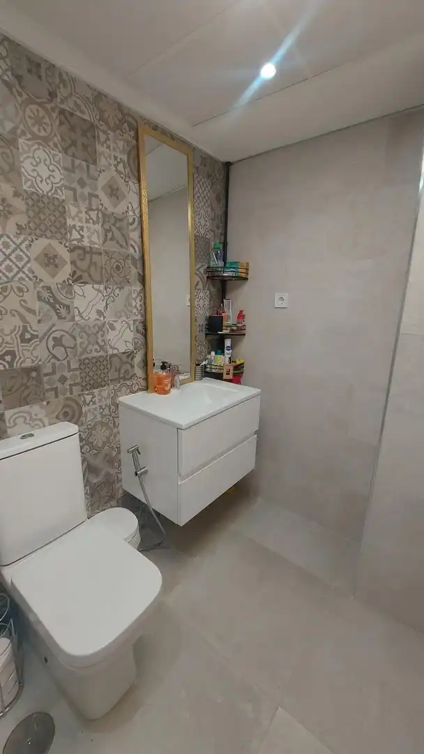 Bany de Apartament en venda en Benalmádena amb Aire condicionat, Terrassa i Traster