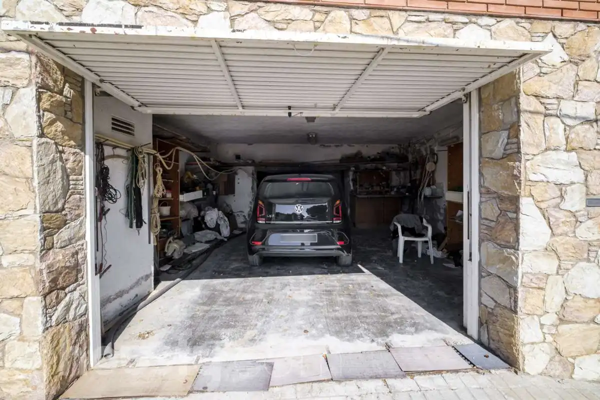 Detached house with pool for sale in Calle Bergueda ., imagen 28