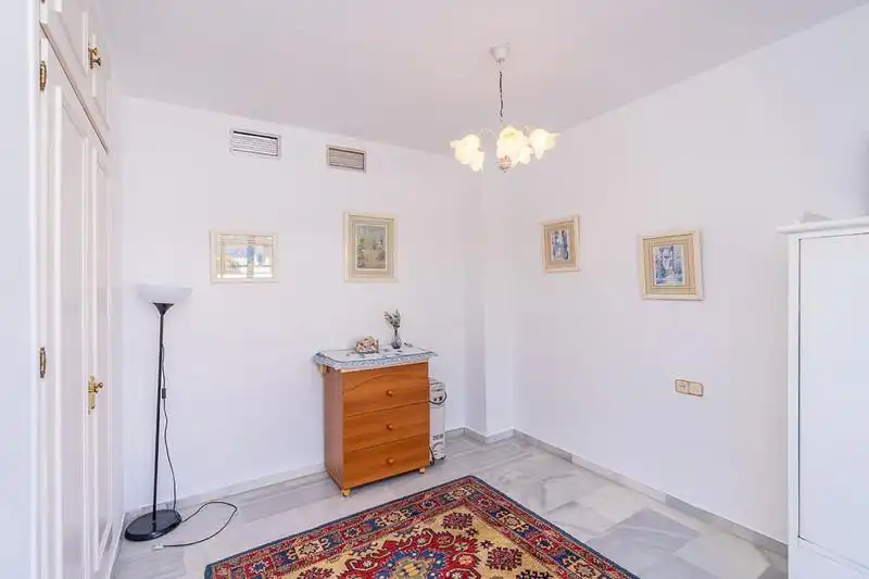 Detached homes for rent in Estepona  with Air Conditioner, Heating and Terrace