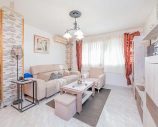 Bedroom of Flat for sale in Pinto  with Air Conditioner and Heating
