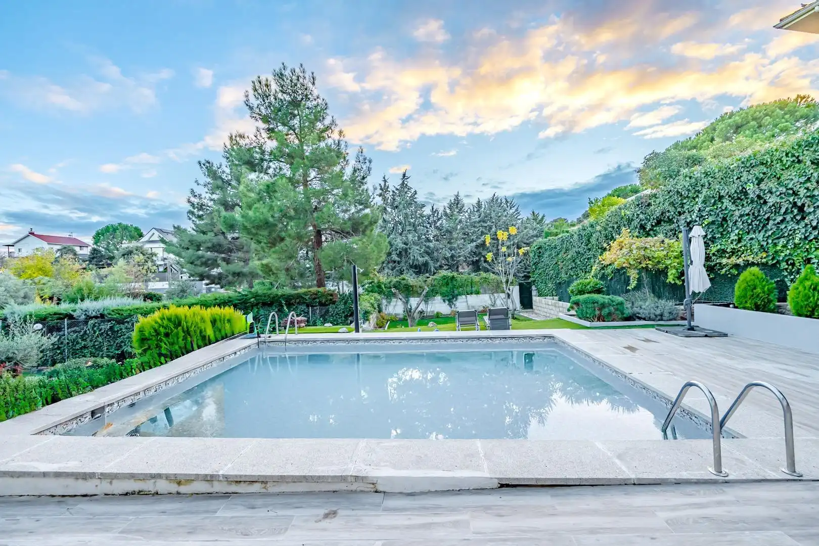 Swimming pool of Houses for sale in Valdemorillo  with Heating, Private garden and Terrace