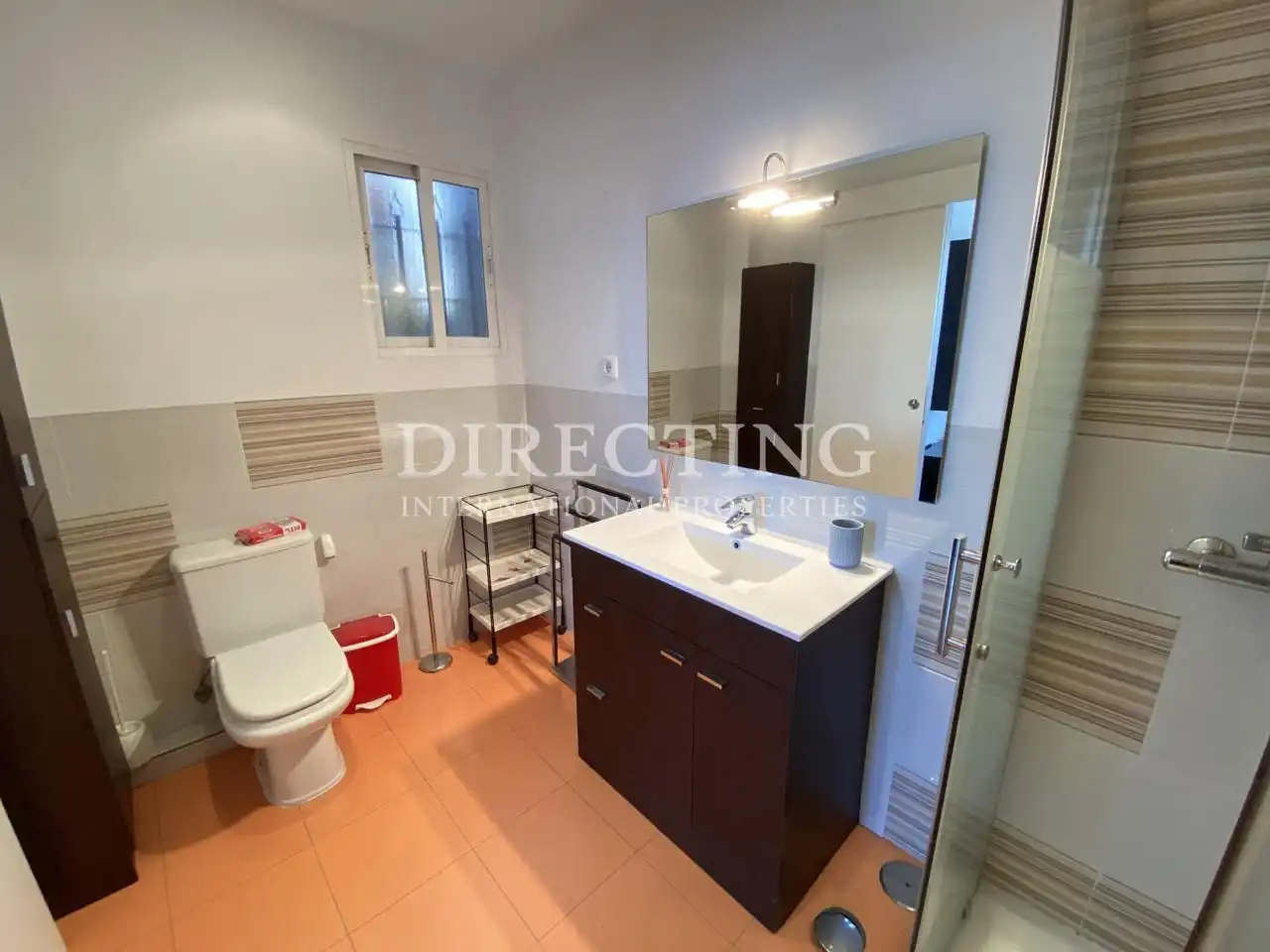 Badezimmer von Dachboden zur Miete in Madrid mit Klimaanlage, Heizung und Terrasse