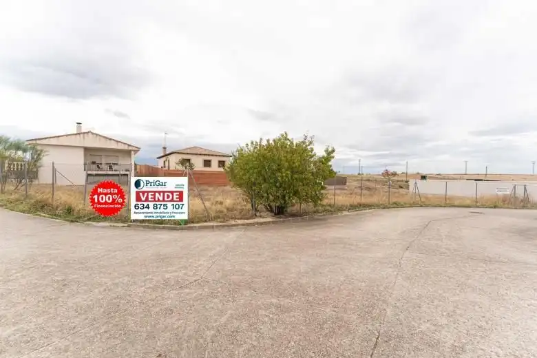 Lands and plots for sale in Las Ventas de Retamosa