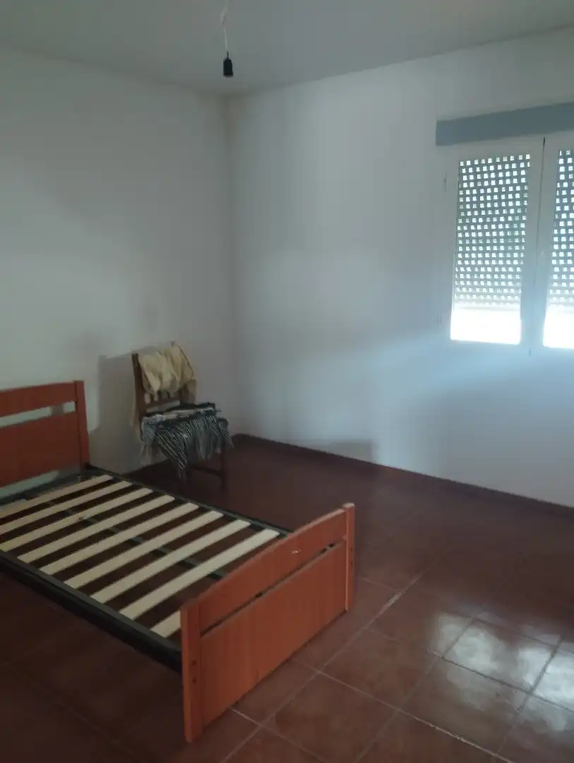 Dormitori de Casa o xalet en venda en Morelábor amb Jardí privat i Moblat