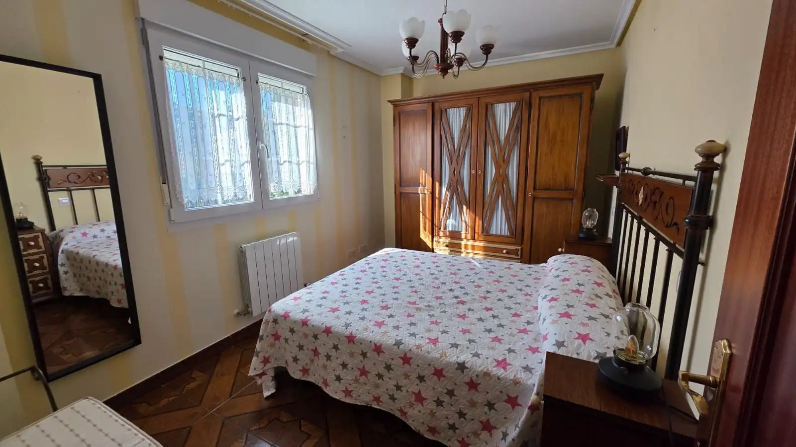 Schlafzimmer von Wohnung zum Verkauf in Castro-Urdiales mit Heizung und Abstellraum