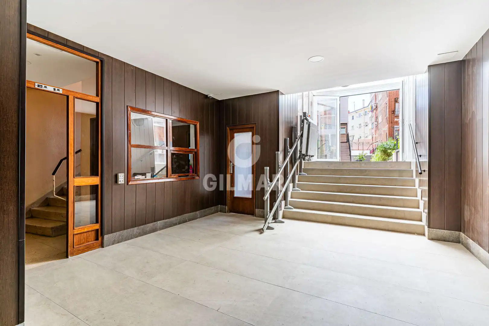 Flat for sale in Madrid  with Heating and Balcony