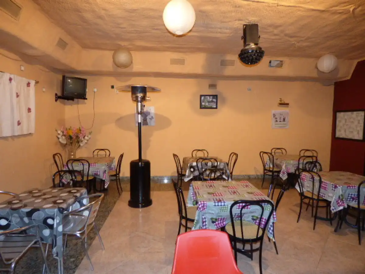 Local en venda en Badajoz amb Aire condicionat