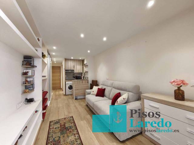 Estudio en Venta en Francia en Zona Playa