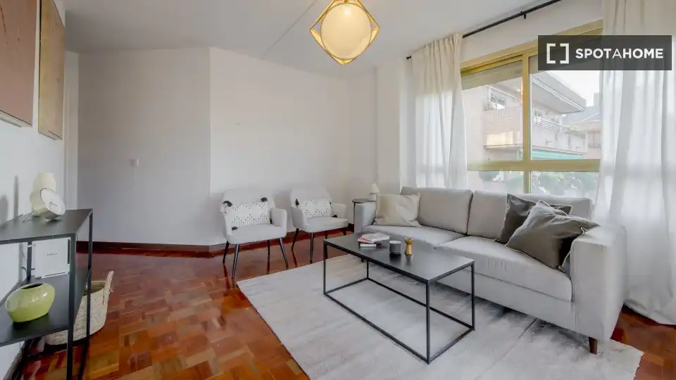 Flat for rent in Quintana