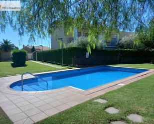 Piscina de Pis de lloguer en L'Ampolla amb Aire condicionat i Terrassa