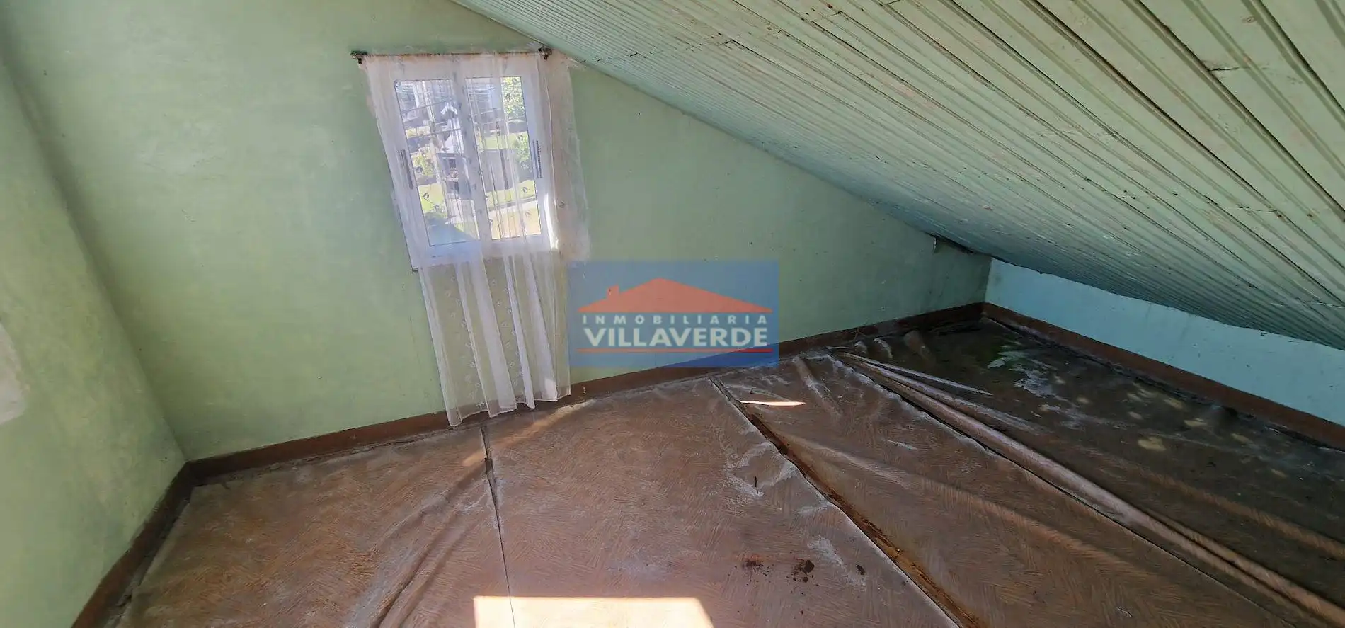Dormitori de Casa o xalet en venda en Cangas 