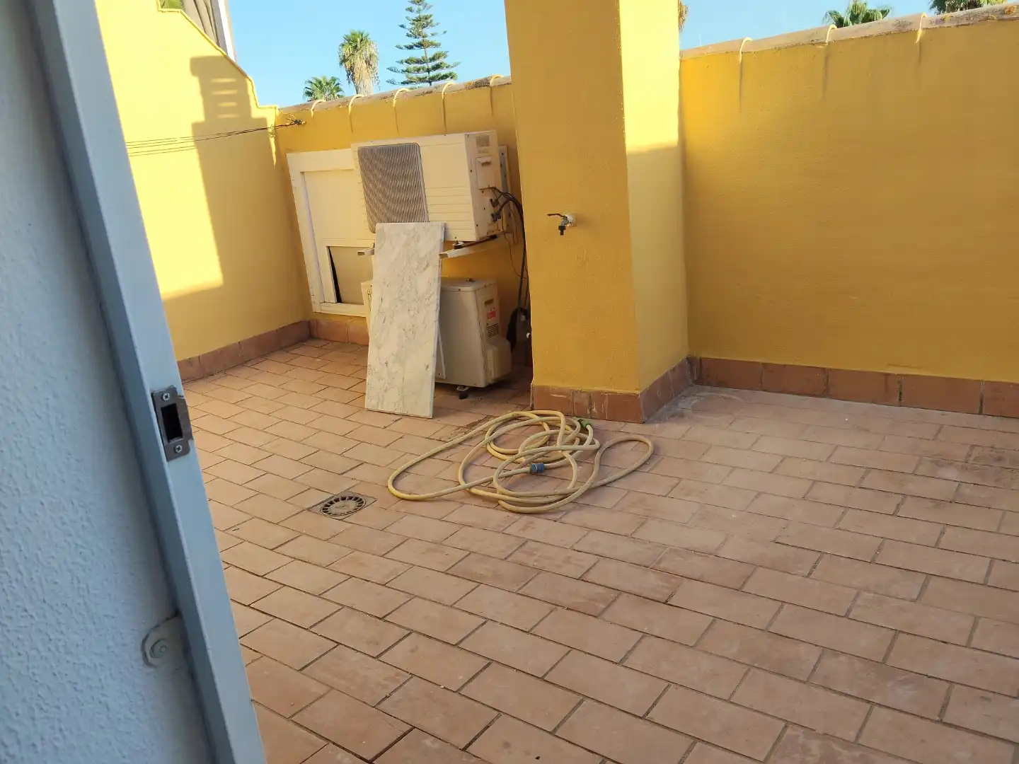 Terrassa de Dúplex en venda en Bollullos de la Mitación amb Aire condicionat