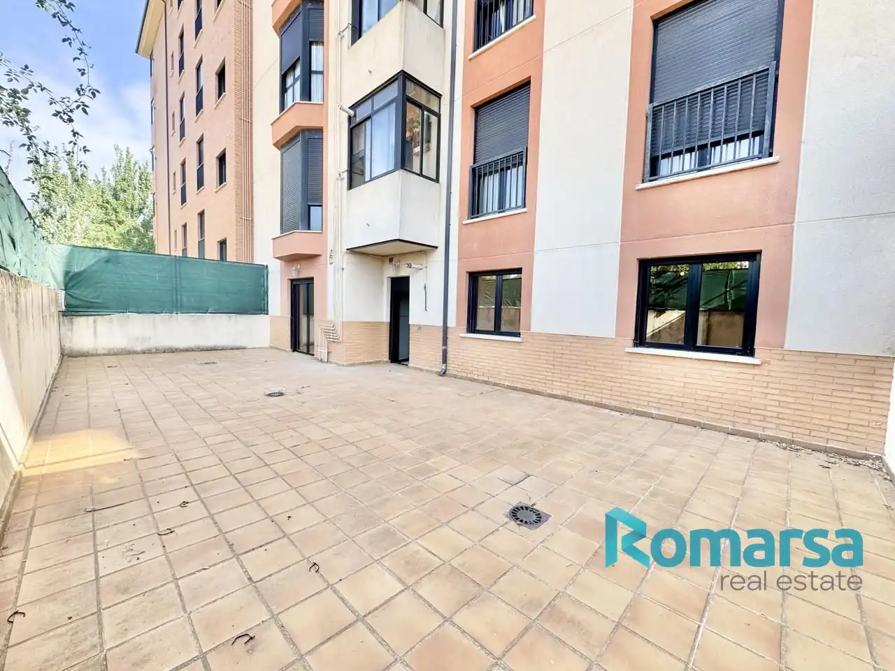 Vista exterior de Planta baixa en venda en Ávila amb Calefacció, Jardí privat i Terrassa