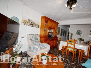 Piso en venta en Calle Metge Antelo