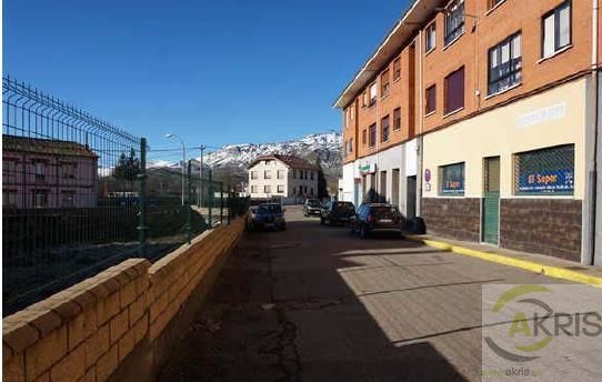 Exterior view of Flat for sale in Villamanín