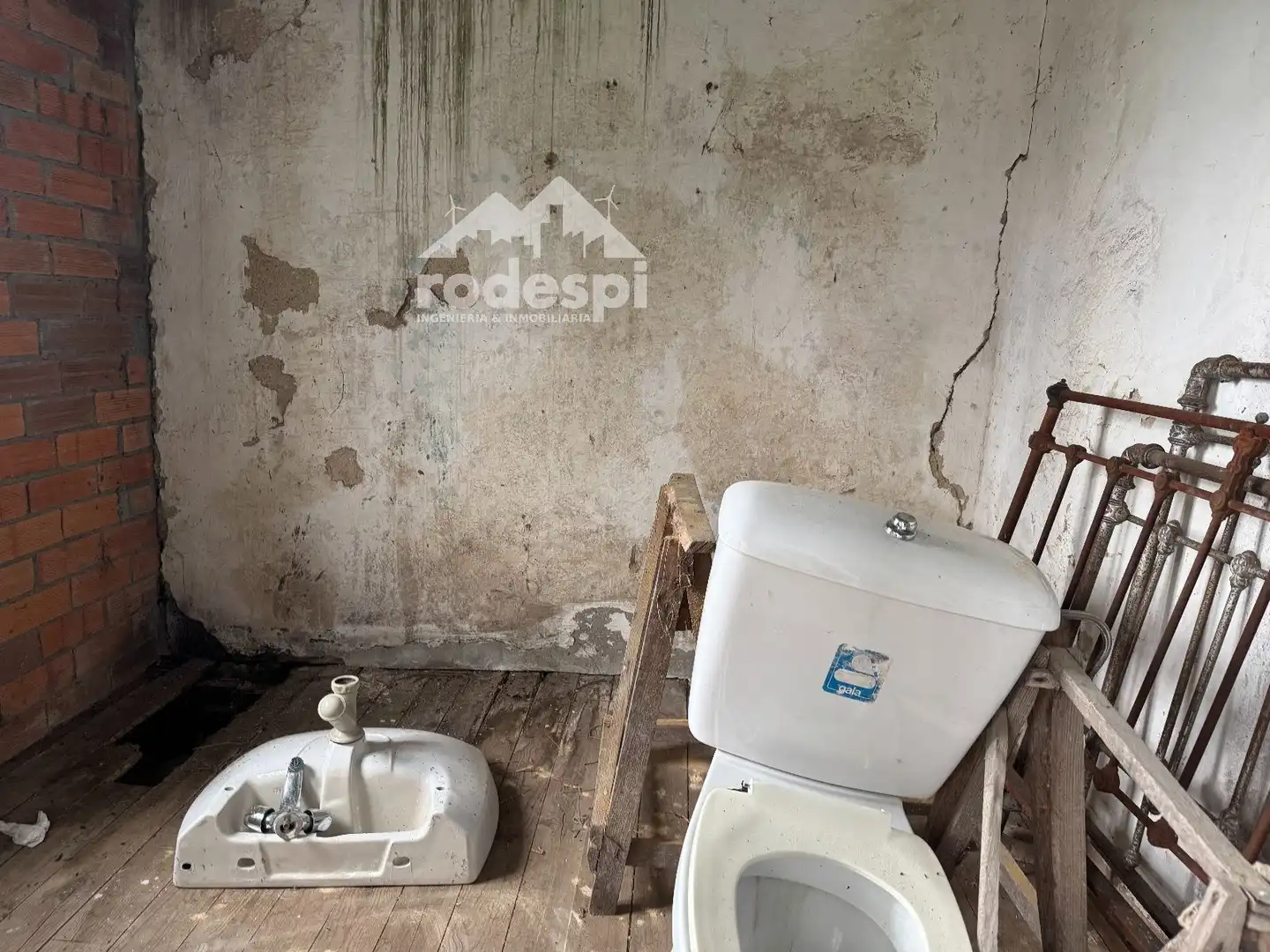 Bathroom of Houses for sale in Melón