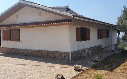 Exterior view of House or chalet for sale in Sant Cebrià de Vallalta  with Furnished, Oven and Washing machine