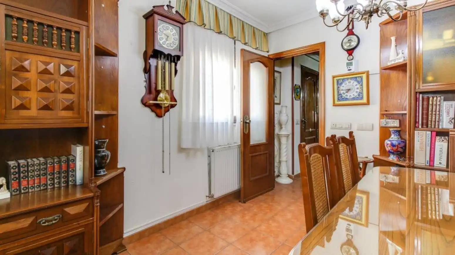 Comedor de Casa adosada en venta en Salamanca con Calefacción, Jardín privado y Parquet