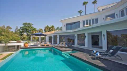 Foto 4 de Casa o xalet de lloguer a Hacienda Las Chapas, Marbella