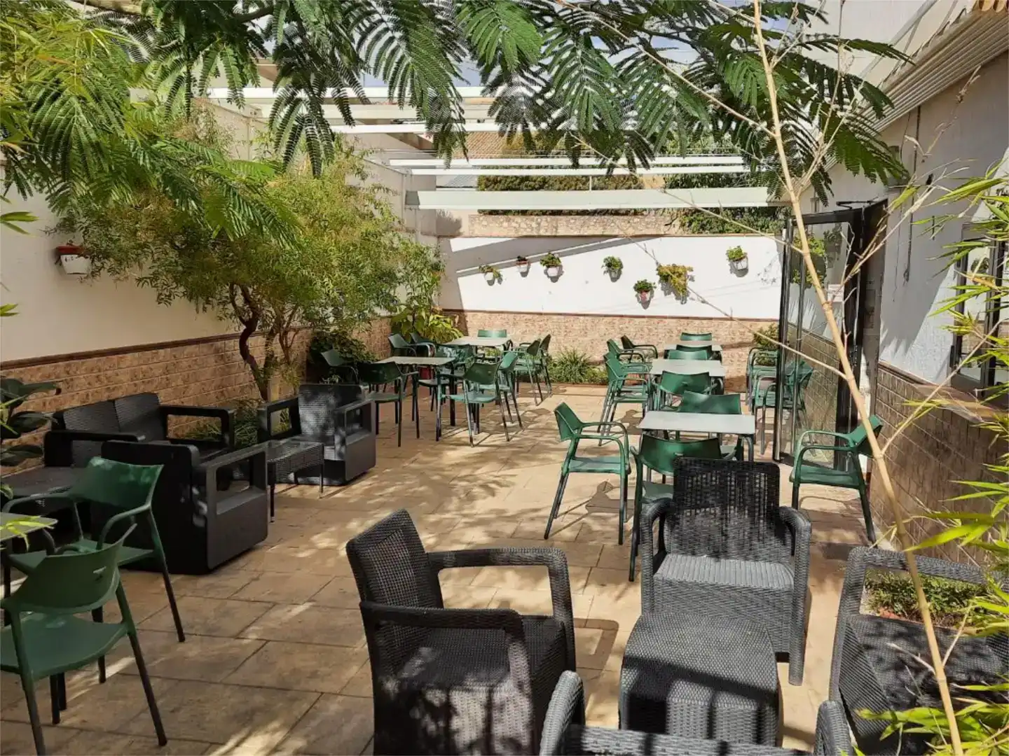 Terrasse von Geschaftsraum zum Verkauf in Beneixama mit Klimaanlage und Möbliert