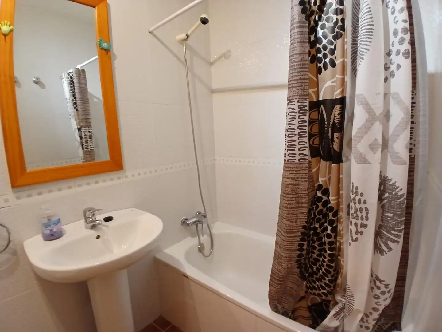 Bathroom of Study for rent in Málaga
