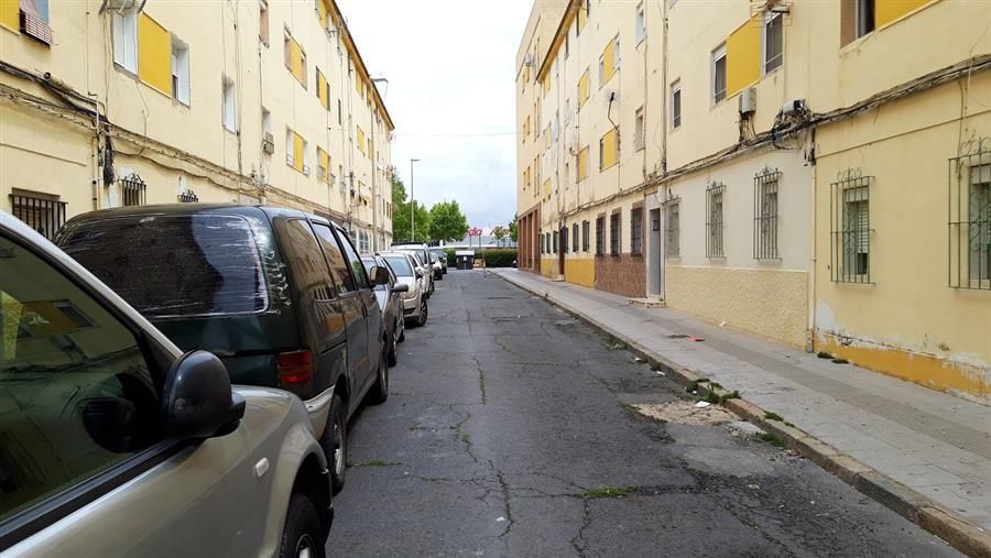 Vista exterior de Pis en venda en  Huelva Capital