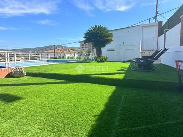 Casa con balcón en venta en Sant Vicenç Dels Horts