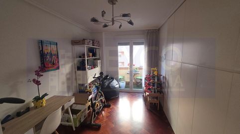 Foto 3 de Piso en venta en Calle Pintor Rosales, San Adrián, Logroño
