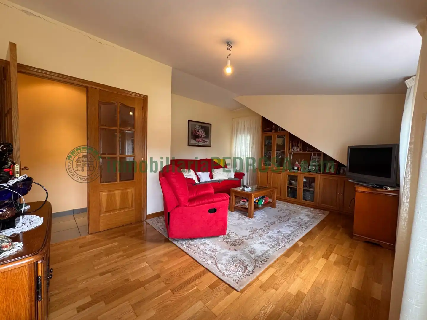 Sala d'estar de Casa o xalet en venda en Pontevedra Capital  amb Calefacció i Jardí privat