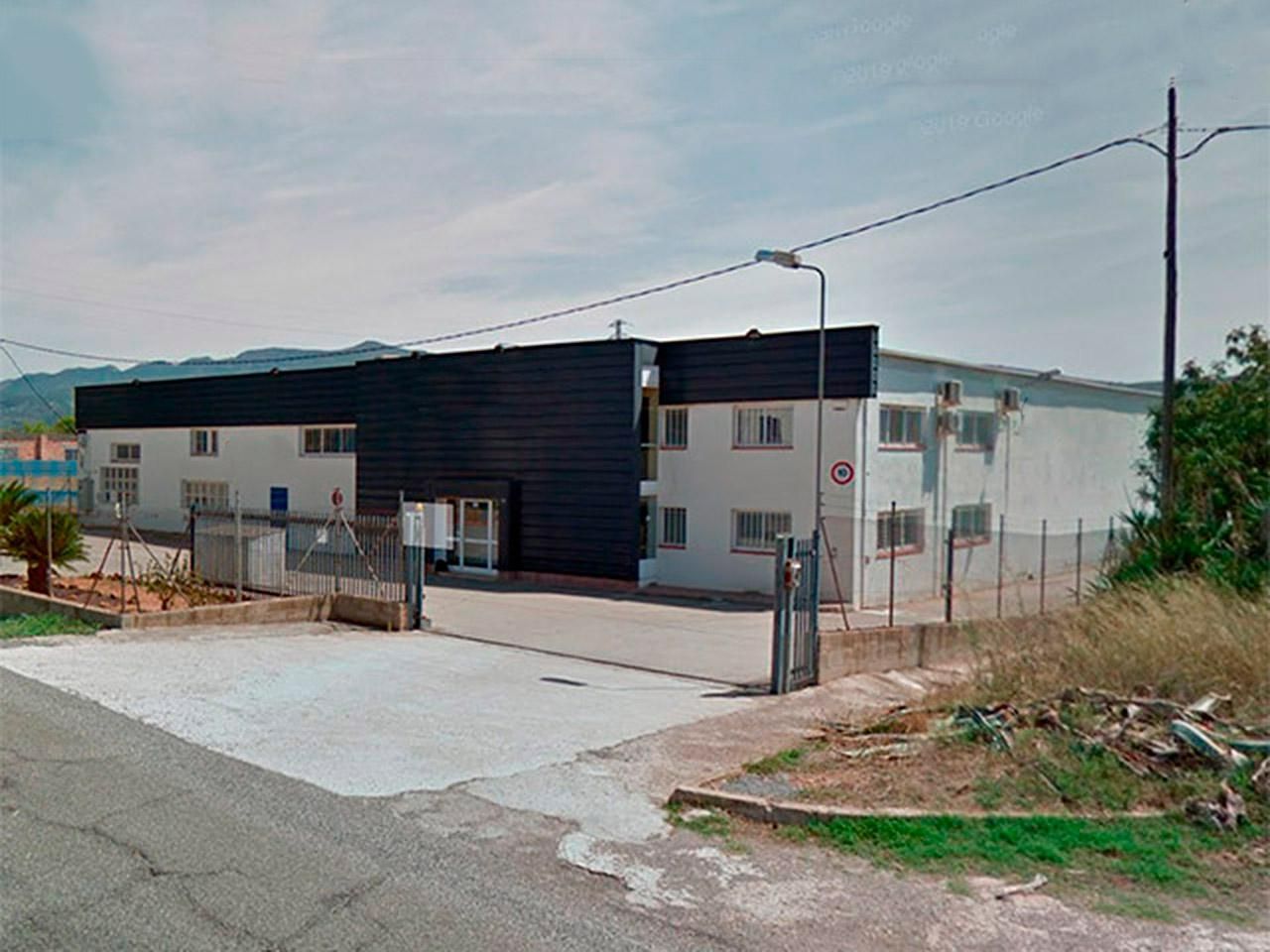 Vista exterior de Nau industrial de lloguer en Ulldecona