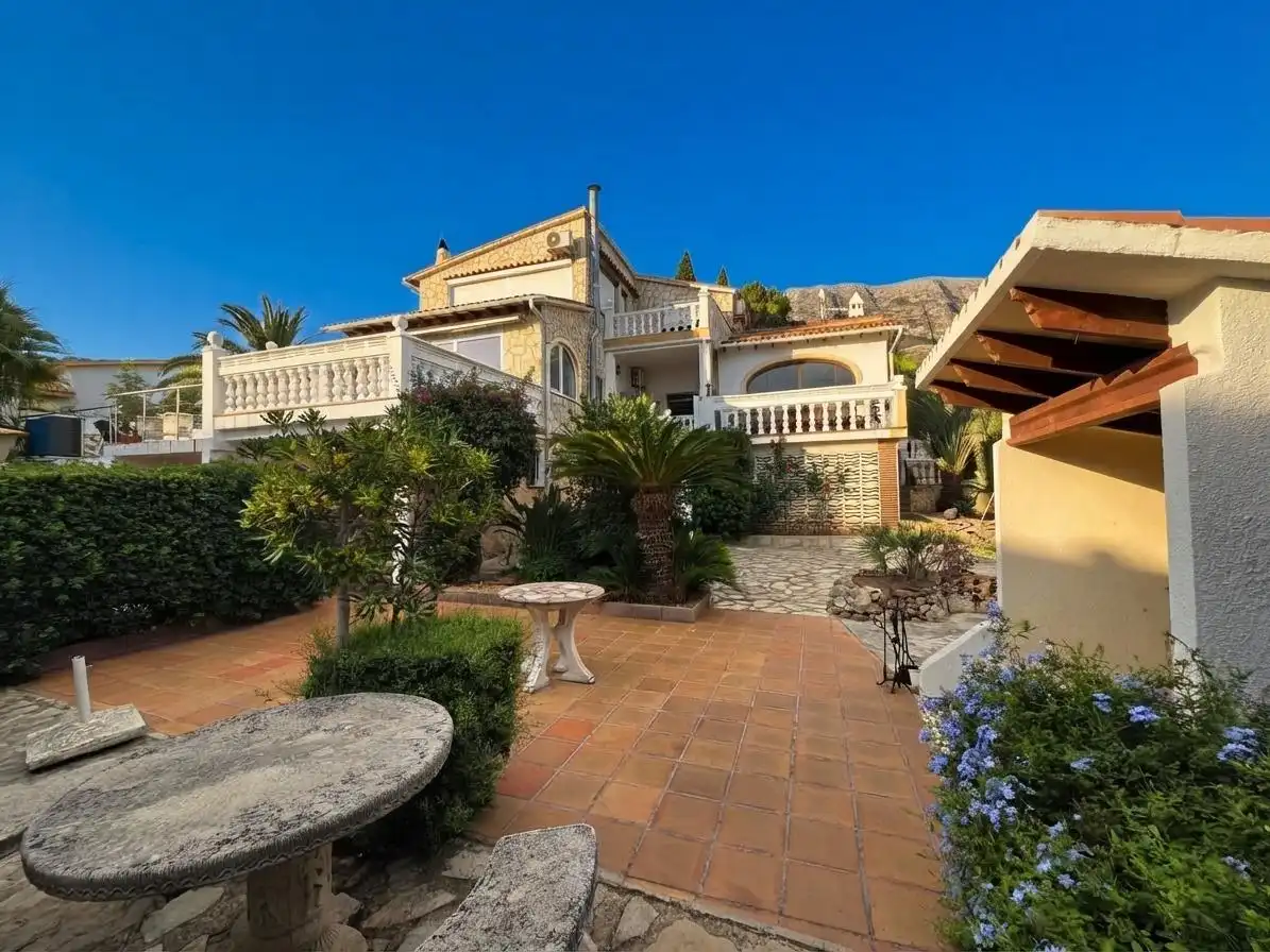Detached house with pool for sale in El Montgó, imagen 78