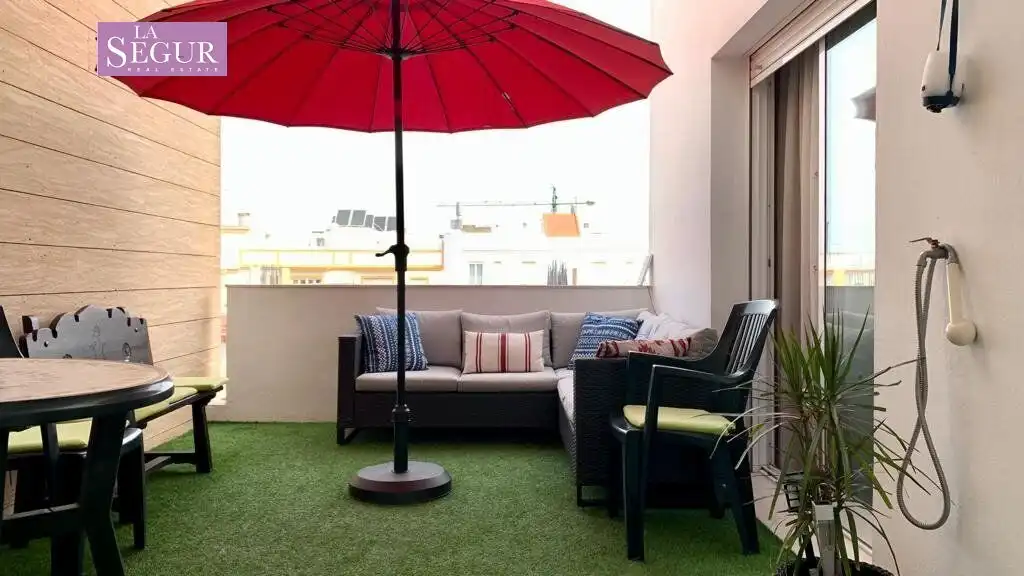 Flat with lift for sale in Conil