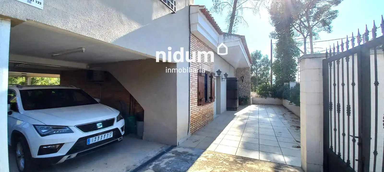 Vista exterior de Casa o xalet en venda en El Genovés amb Aire condicionat, Traster i Piscina