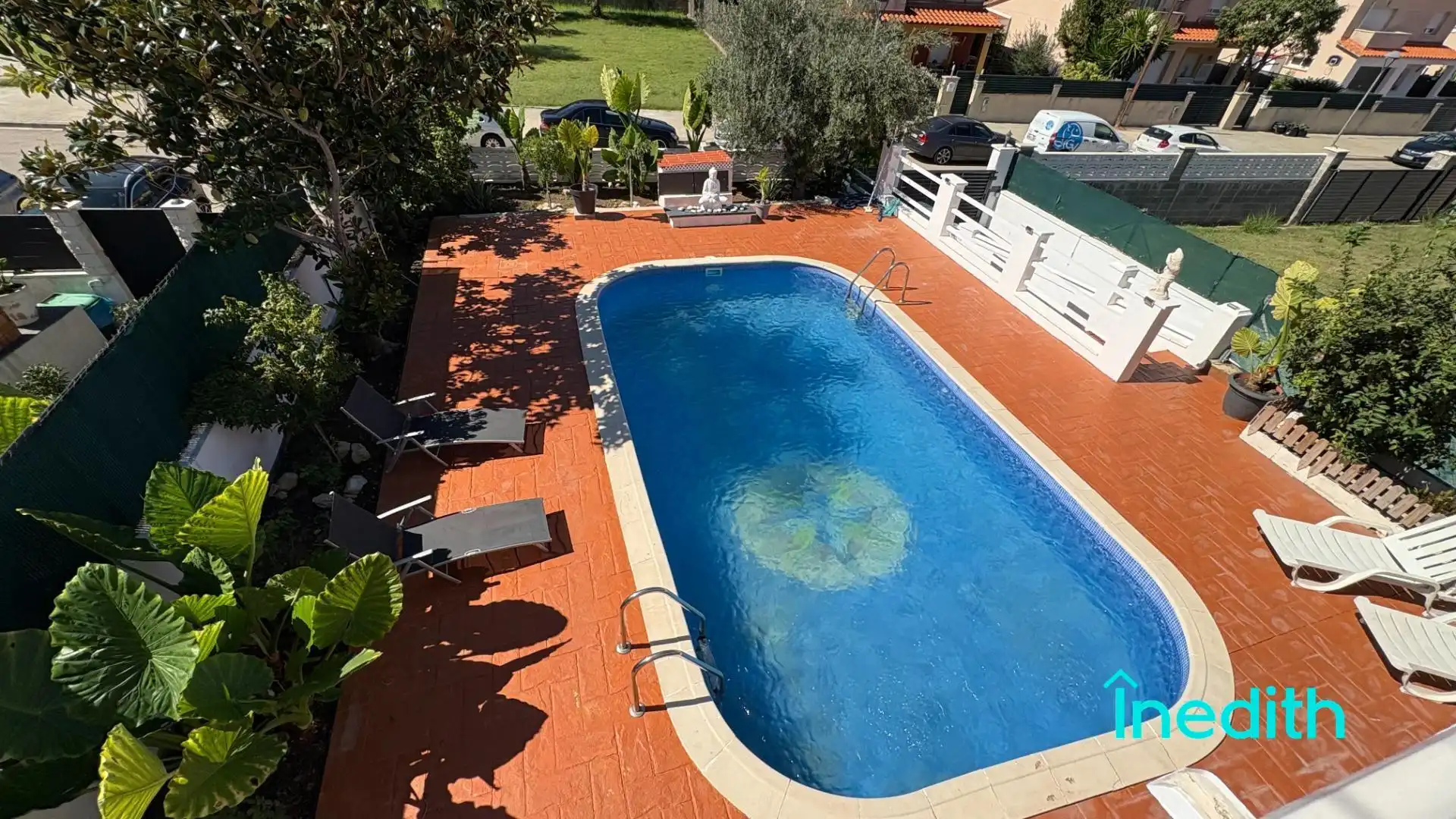 Piscina de Casa o xalet en venda en Cunit amb Aire condicionat, Calefacció i Jardí privat
