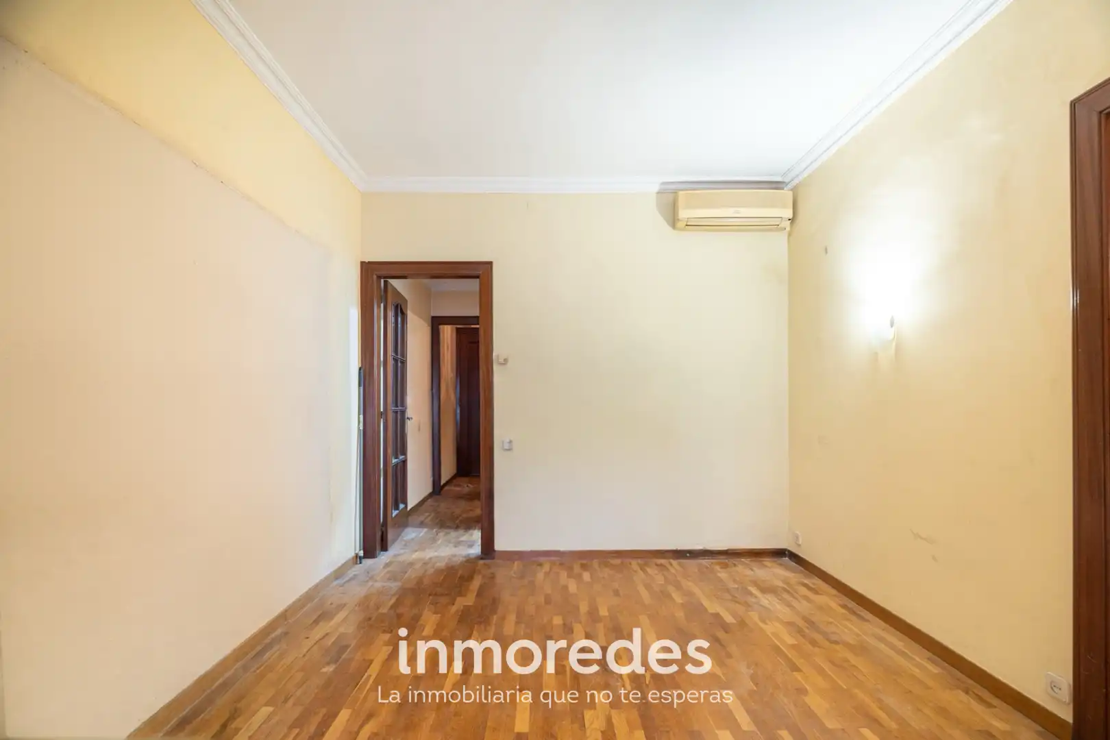 Habitación de Piso en venta en Barcelona con Parquet y Horno