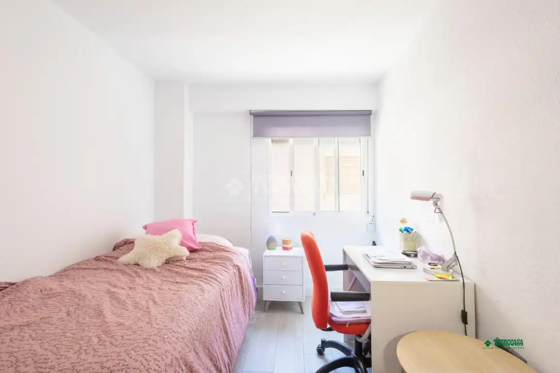 Habitación de Piso en venta en Almería