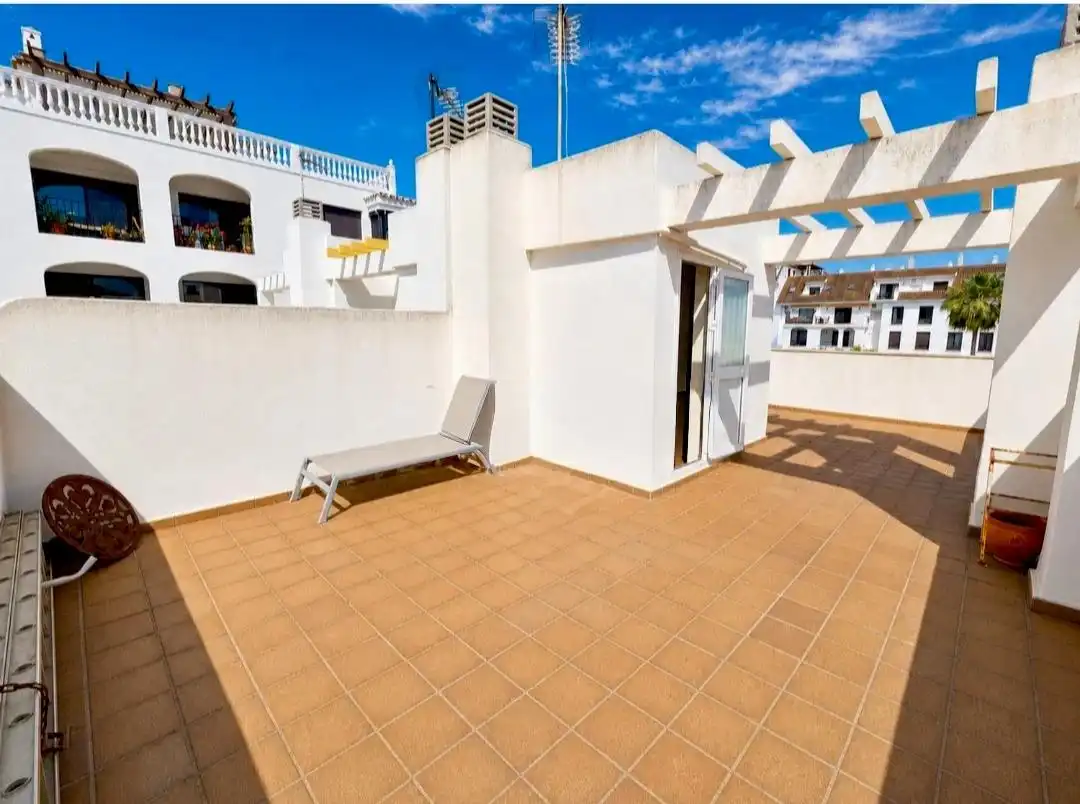 Terraza de Casa adosada en venta en Manilva