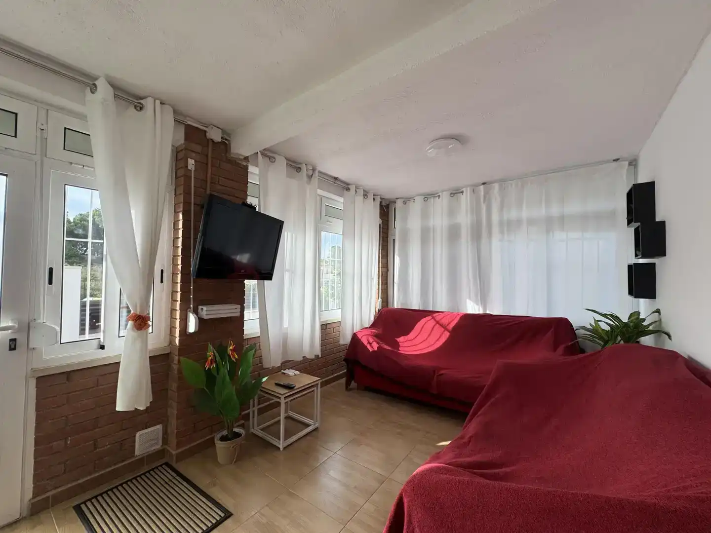 Sala d'estar de Casa o xalet en venda en Salou amb Aire condicionat i Piscina