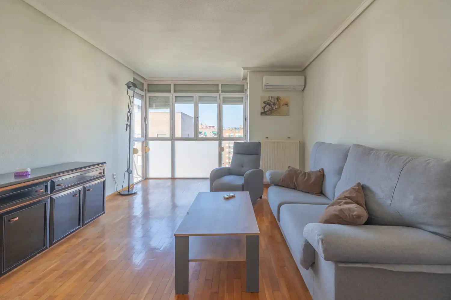 Wohnung zur Miete in Calle de las Naves, Acacias