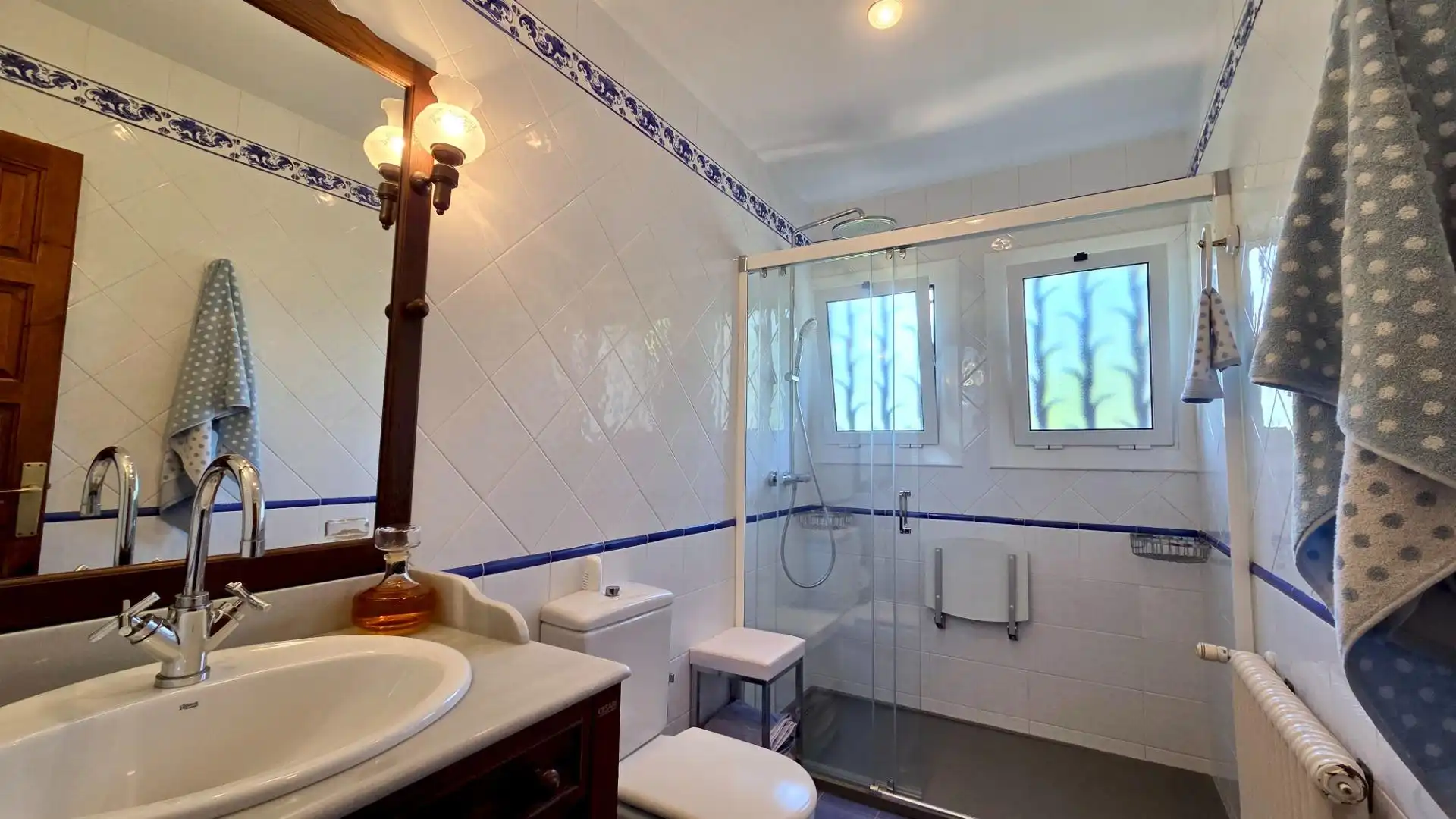 Bany de Casa o xalet en venda en Lloret de Mar amb Aire condicionat, Calefacció i Jardí privat
