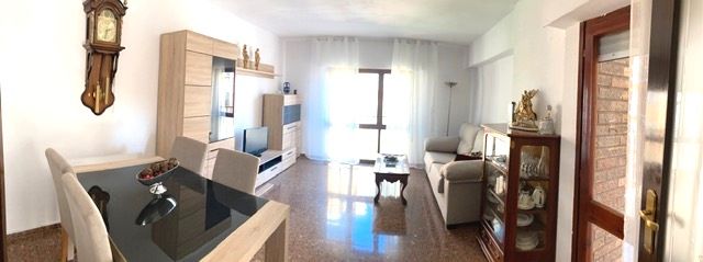 Living room of Flat to rent in  Zaragoza Capital  with Heating, Furnished and Oven