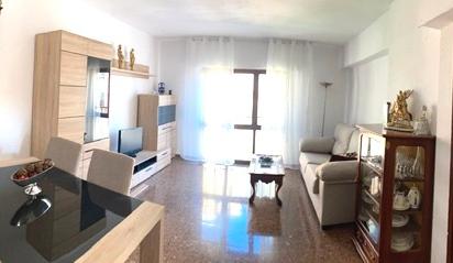 Living room of Flat to rent in  Zaragoza Capital  with Heating, Furnished and Oven
